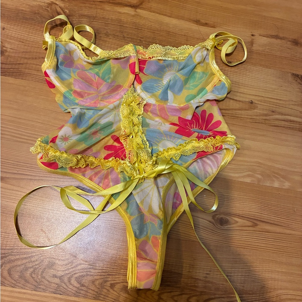 Floral Sheer Bodysuit with Yellow Accents size s sugar thrillzs underwire top
